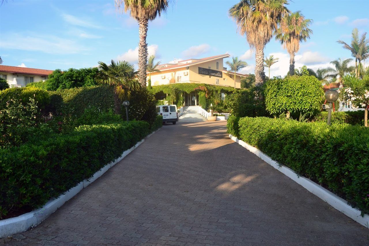 Costa Smeralda Torre Marino المظهر الخارجي الصورة